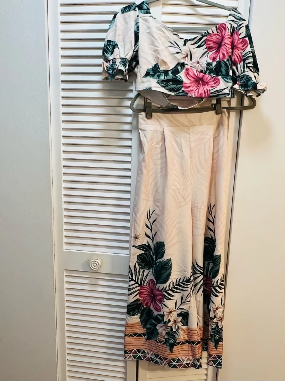 SHEIN Cream Floral Two-Piece Crop Top & Wide Leg Pants Set